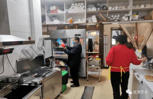 守護(hù)冬季舌尖安全，龍津街道開展食品行業(yè)專項(xiàng)檢查與環(huán)境治理行動(dòng)